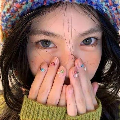 尤物争春